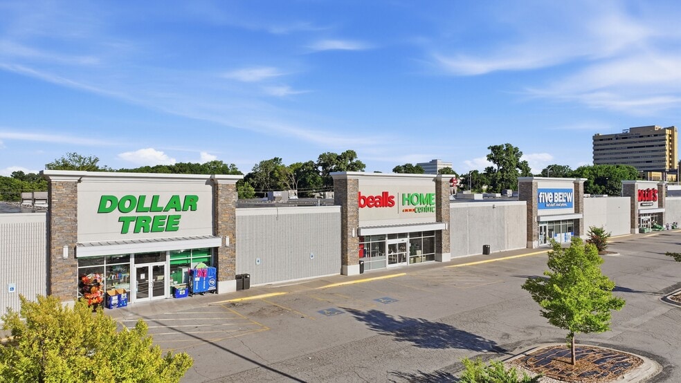 501 SE Washington Blvd, Bartlesville, OK for lease - Building Photo - Image 3 of 9
