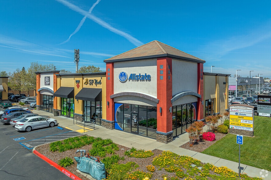 2125 Fulton Ave, Sacramento, CA for lease - Building Photo - Image 1 of 7