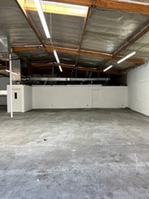 3301-3331 W Catalina Dr, Phoenix, AZ for lease Interior Photo- Image 1 of 8