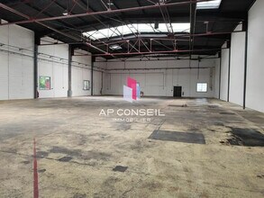 Industrial in Trappes for lease Interior Photo- Image 2 of 6