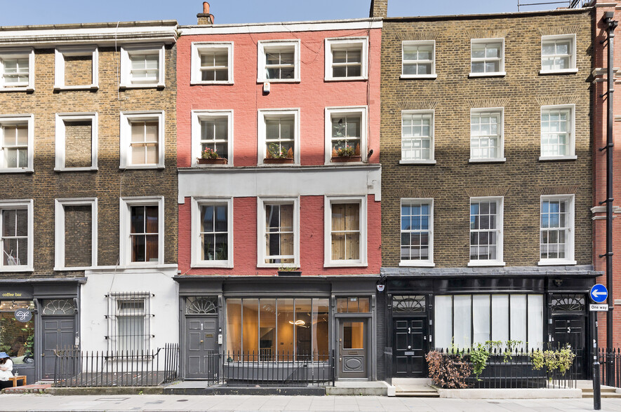 18 Cleveland St, London à vendre - Photo du bâtiment - Image 1 de 1