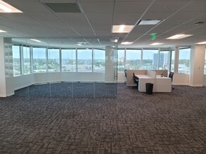 601 Cleveland St, Clearwater, FL for lease Interior Photo- Image 2 of 7