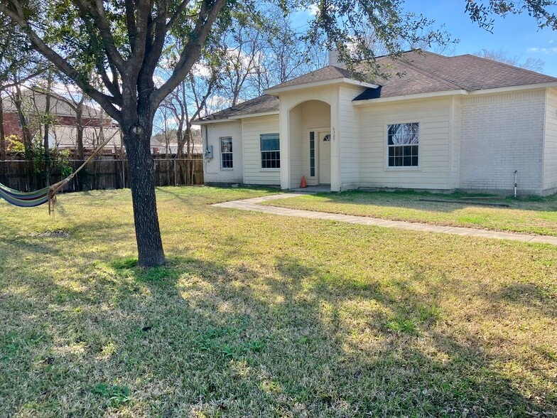 6301 & 6309 E Houston Rd, Houston, TX for sale - Building Photo - Image 3 of 9