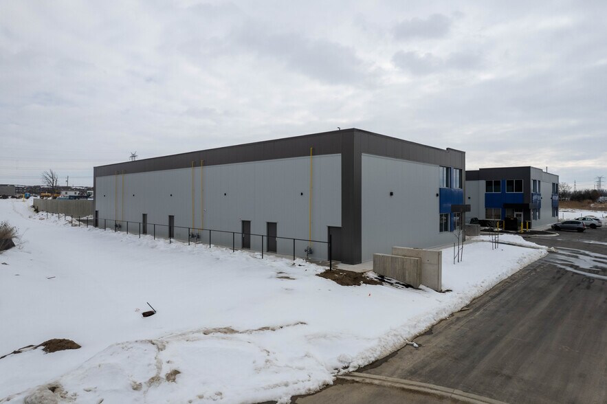 395 Anchor Rd, Hamilton, ON à vendre - Photo principale - Image 1 de 1