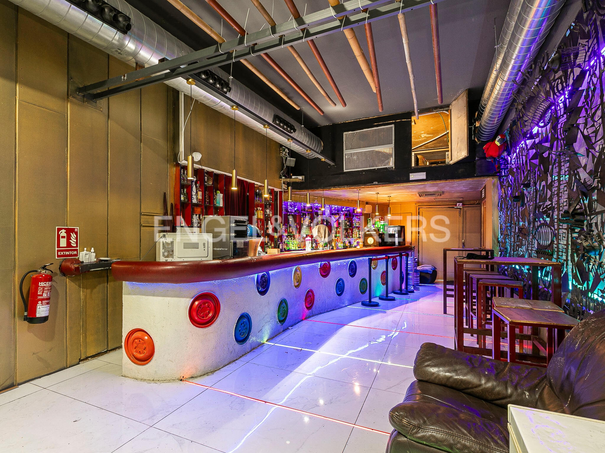 Retail in Barcelona, Barcelona for lease Interior Photo- Image 1 of 33