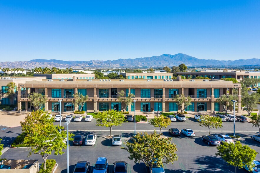 16520 Bake Pky, Irvine, CA for lease - Building Photo - Image 2 of 98