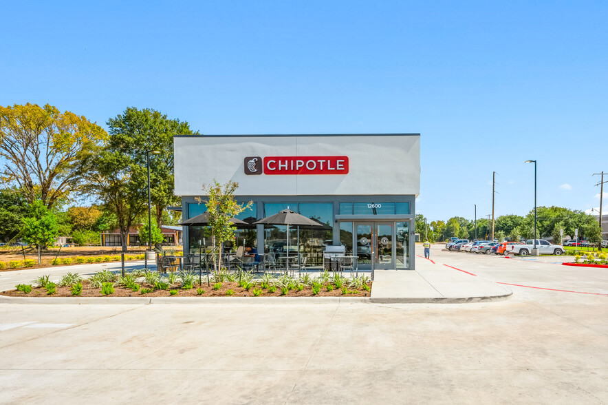 12600 I-45 N, Willis, TX for sale - Primary Photo - Image 1 of 10