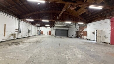5100-5102 Lankershim Blvd, North Hollywood, CA for lease Interior Photo- Image 2 of 2