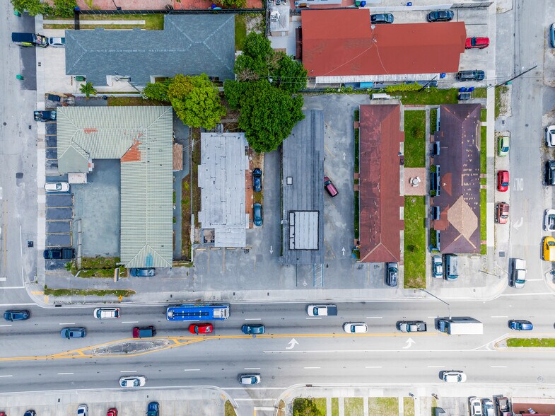 4831 W Flagler St, Coral Gables, FL à vendre - Photo du bâtiment - Image 2 de 81