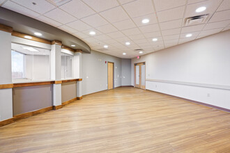 477 Cooper Rd, Westerville, OH for lease Interior Photo- Image 2 of 12