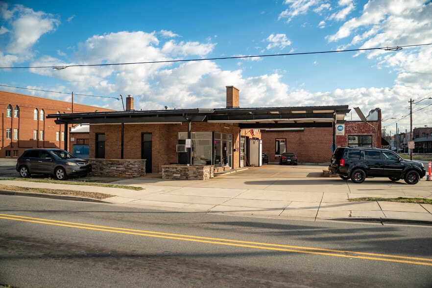 151 S Broad St, Mooresville, NC for lease - Building Photo - Image 3 of 3