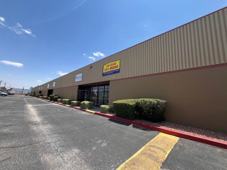 7198 Merchant Ave, El Paso, TX for lease - Building Photo - Image 2 of 5