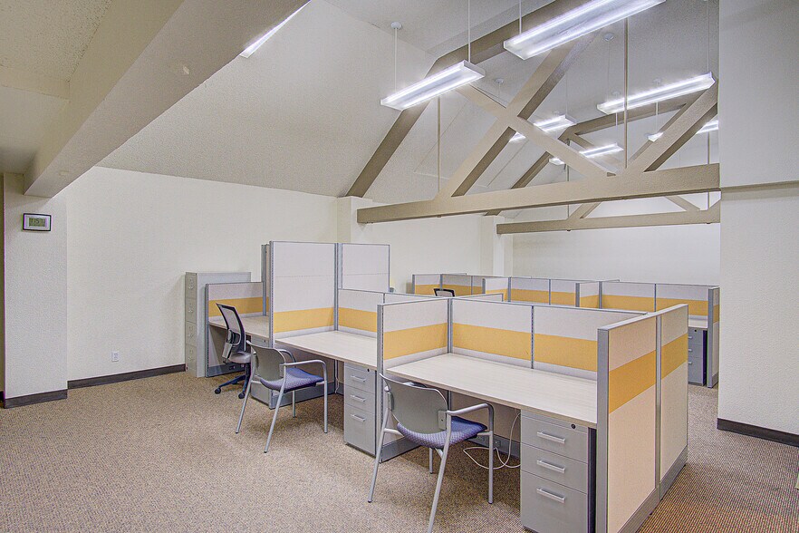 6726 Milton Ave, Whittier, CA à louer - Photo intérieure - Image 3 de 53