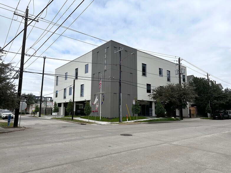 3310 Travis St, Houston, TX à louer - Photo du bâtiment - Image 1 de 2