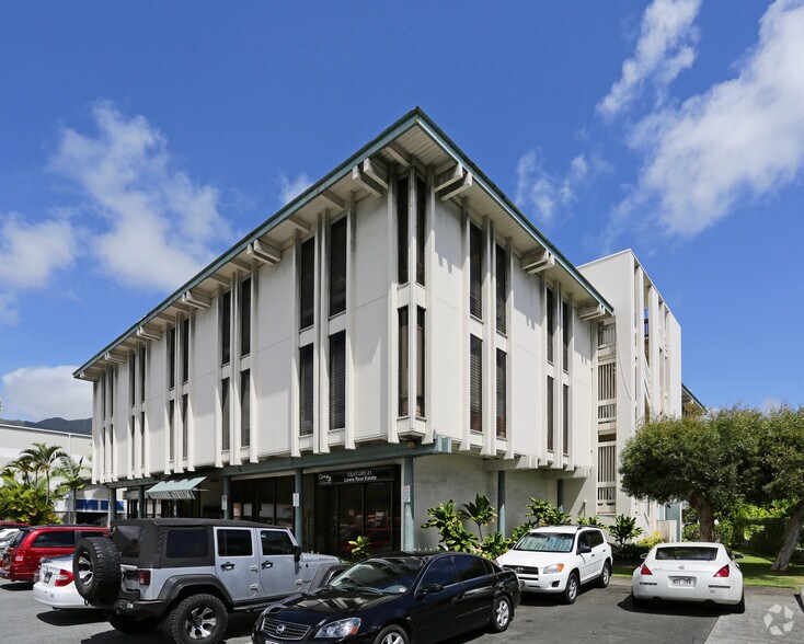 46-005 Kawa St, Kaneohe, HI à louer - Photo du bâtiment - Image 3 de 15