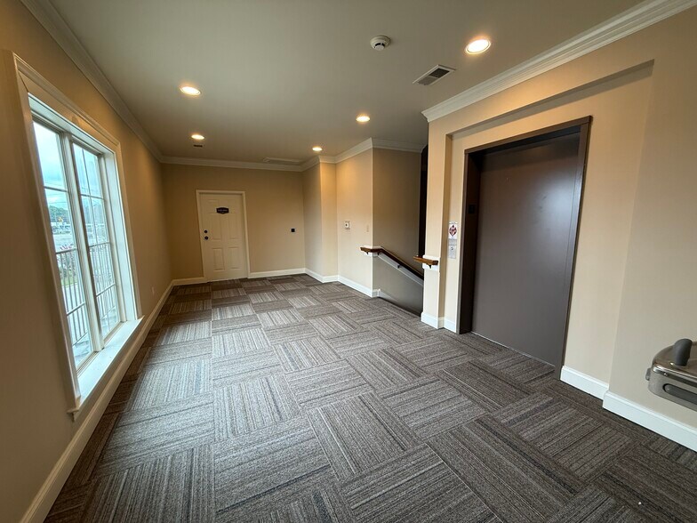 1995 Skibo Rd, Fayetteville, NC for lease - Building Photo - Image 3 of 14