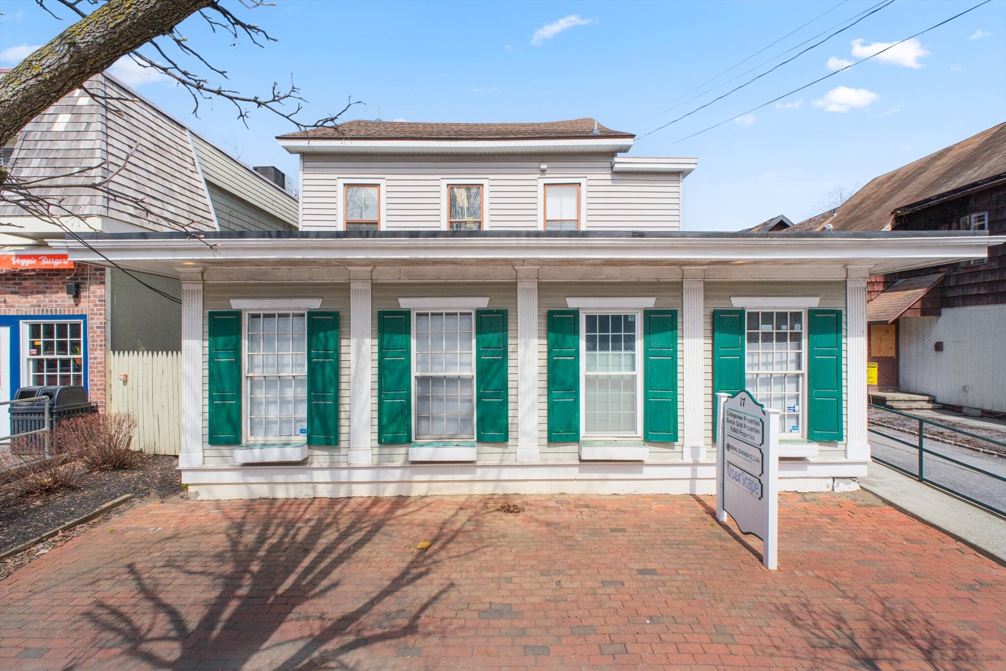 17 Collegeview Ave, Poughkeepsie, NY for lease Primary Photo- Image 1 of 39