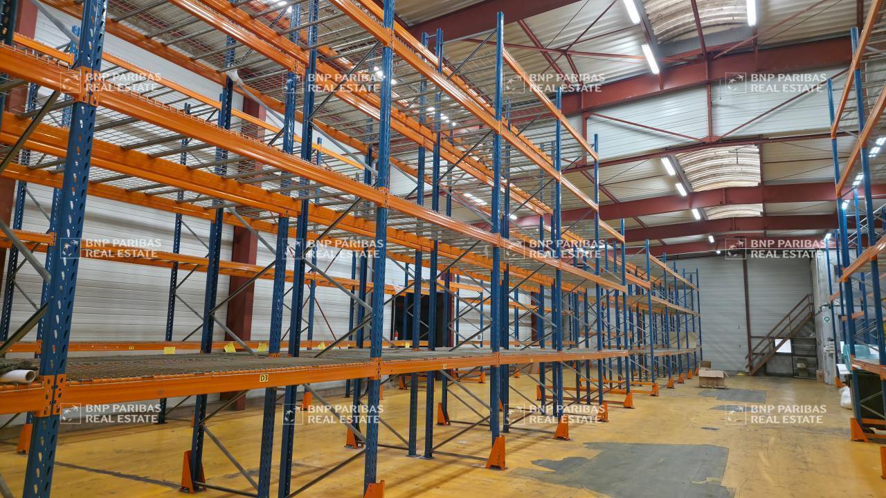 Flex in Croissy-Beaubourg for lease Interior Photo- Image 1 of 3