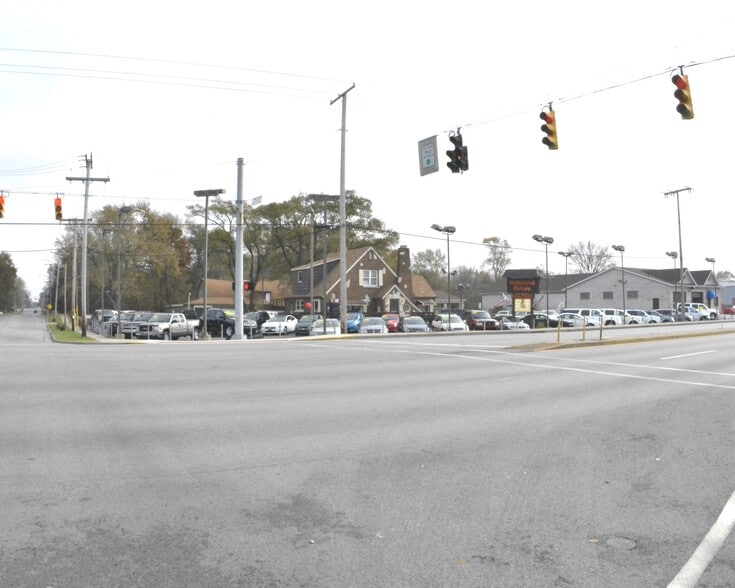 9407 Indianapolis Blvd, Highland, IN for lease - Building Photo - Image 3 of 4