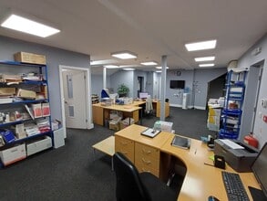 2C Florence Ave, Enfield for lease Interior Photo- Image 2 of 2