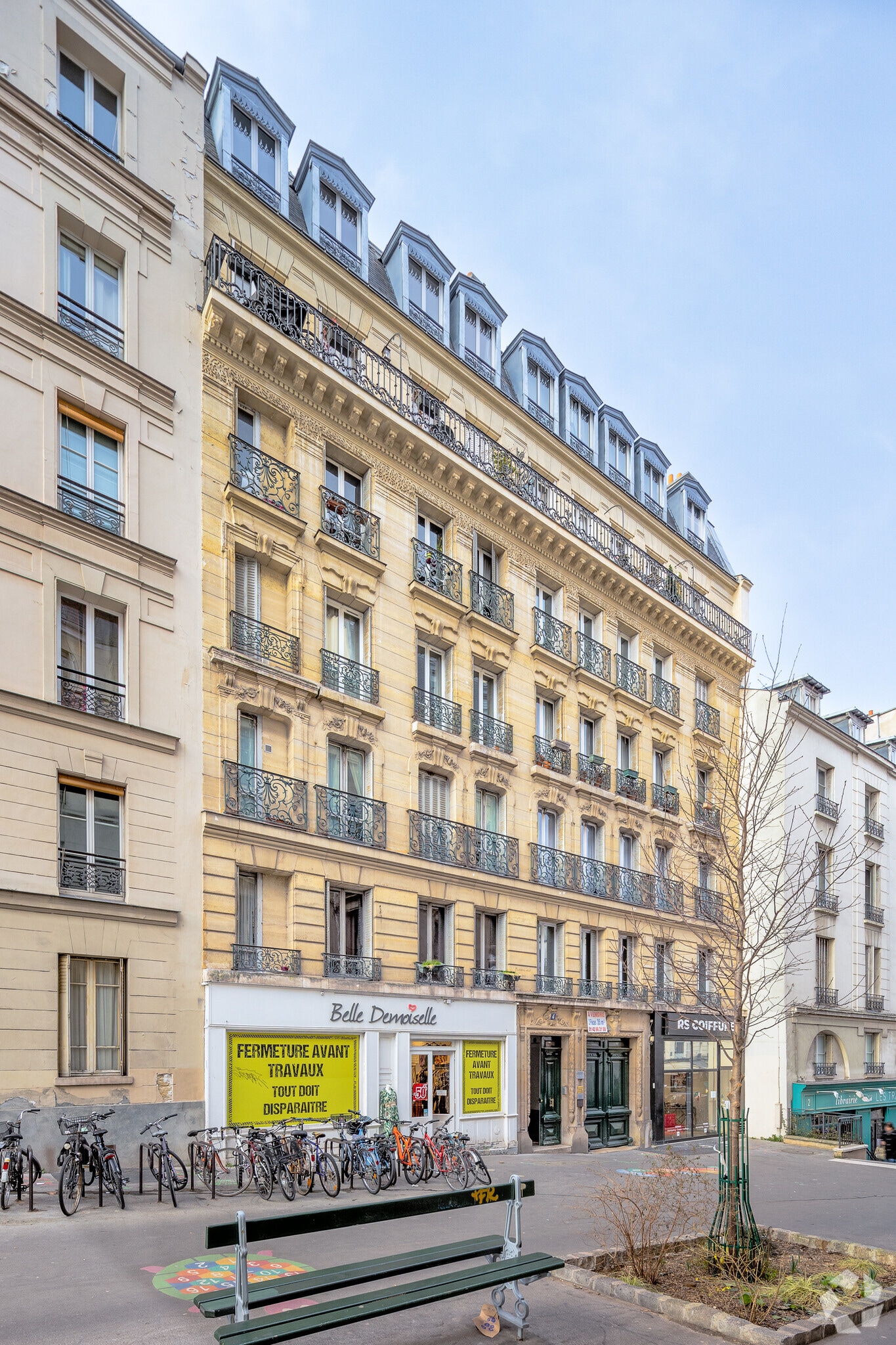 Commerce de détail dans Paris à louer Photo principale- Image 1 de 11