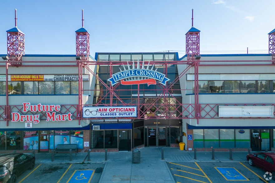 5401 Temple Dr NE, Calgary, AB for lease - Building Photo - Image 2 of 9