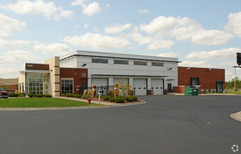 420 Park Ct, Lino Lakes, MN à vendre - Photo principale - Image 3 de 8