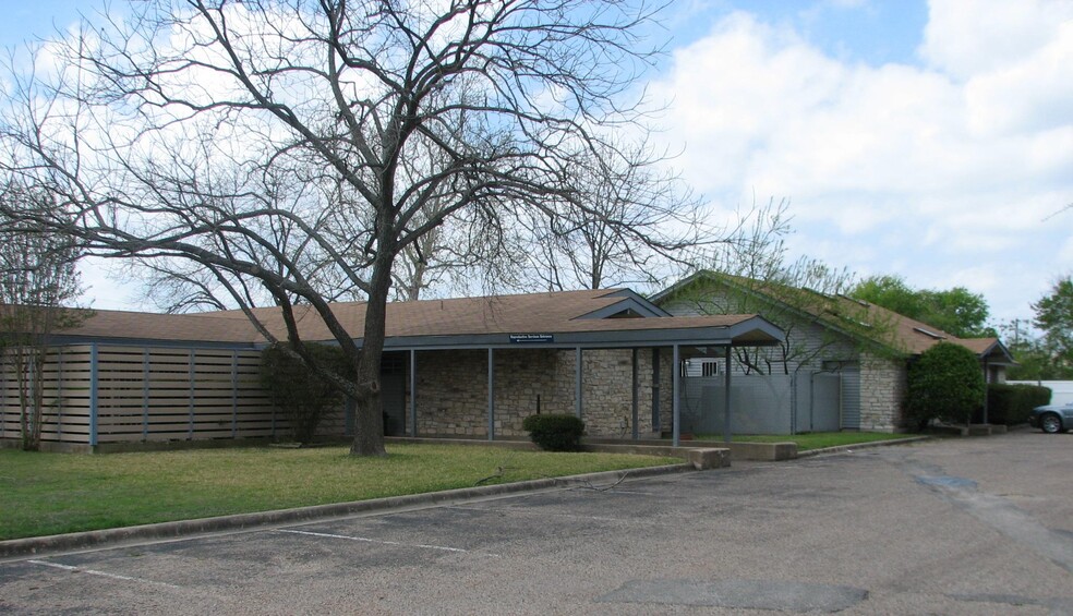 4804 Grover Ave, Austin, TX à louer - Photo du bâtiment - Image 1 de 4