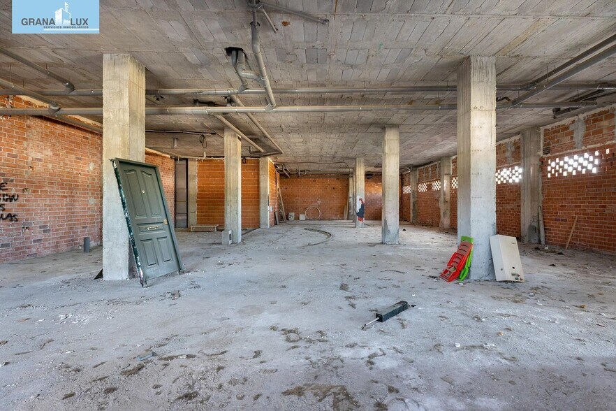Retail in Armilla, Granada for sale - Interior Photo - Image 3 of 21