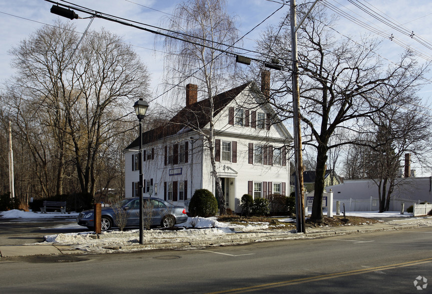 33 W Main St, Georgetown, MA for sale - Building Photo - Image 2 of 28