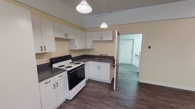 401 Center St, Healdsburg, CA for lease - Commercial Listing Video - Image 2 of 15