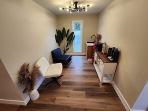 1981 Granville Pike, Lancaster, OH for lease Building Photo- Image 2 of 4