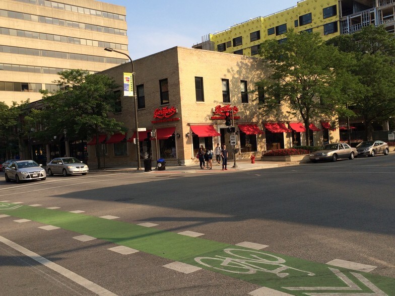 1527 Chicago Ave, Evanston, IL à louer - Autre - Image 2 de 6