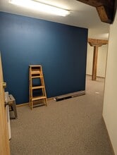 311 E Wisconsin St, Portage, WI for lease Interior Photo- Image 1 of 8