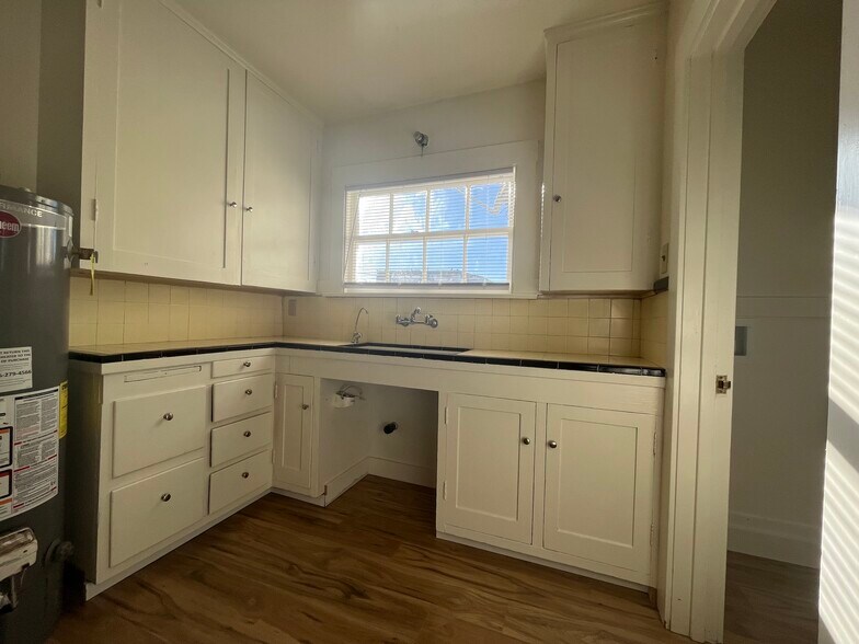 504 K St, Eureka, CA à louer - Photo du bâtiment - Image 3 de 13