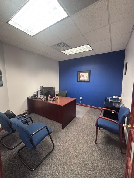 1421 Union St, Lafayette, IN for sale - Interior Photo - Image 3 of 10