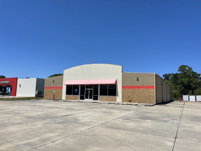 44034 Highway 429, Saint Amant, LA à louer - Photo du bâtiment - Image 1 de 3