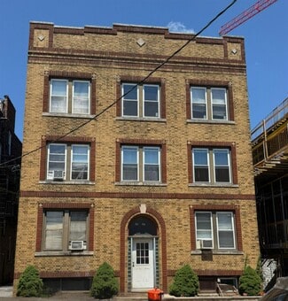 More details for 37 E 19th St, Bayonne, NJ - Multifamily for Sale