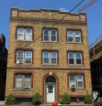 Plus de détails pour 37 E 19th St, Bayonne, NJ - Multi-résidentiel à vendre