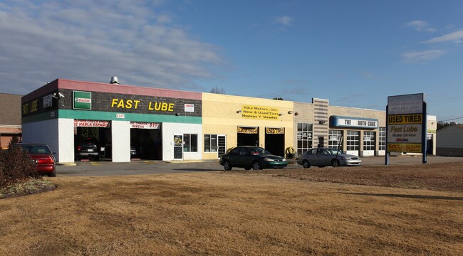 More details for 4545 Lawrenceville Hwy NW, Lilburn, GA - Retail for Sale