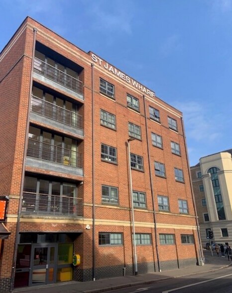 99-105 Kings Rd, Reading à vendre - Photo du bâtiment - Image 2 de 9