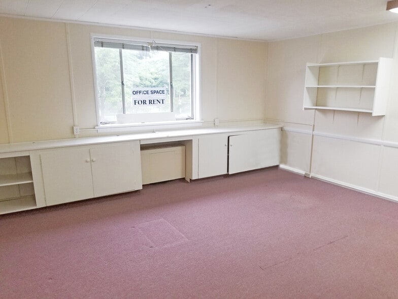 191 Sudbury Rd, Concord, MA for lease - Interior Photo - Image 2 of 13