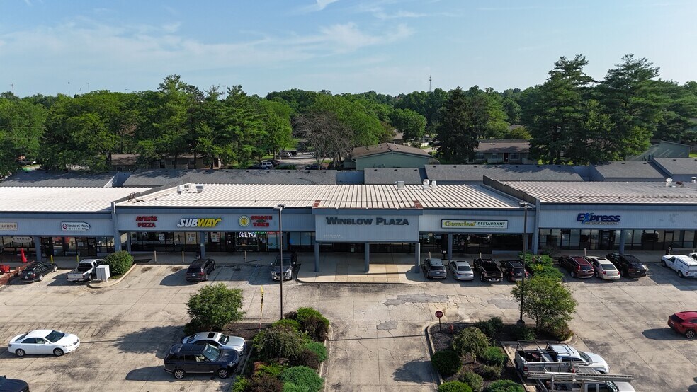 303-343 Winslow Rd, Bloomington, IN for lease - Building Photo - Image 1 of 5