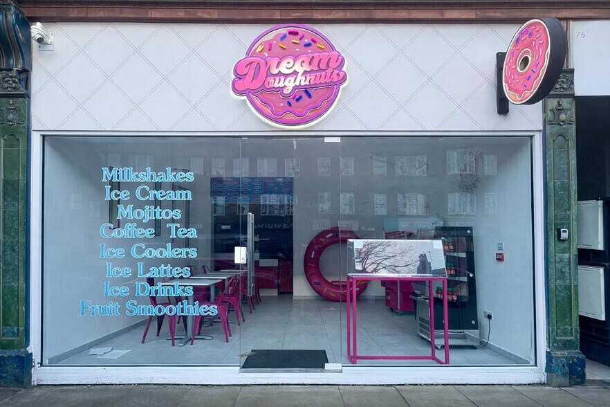 78 Pitshanger Ln, Londres à vendre - Photo principale - Image 1 de 4