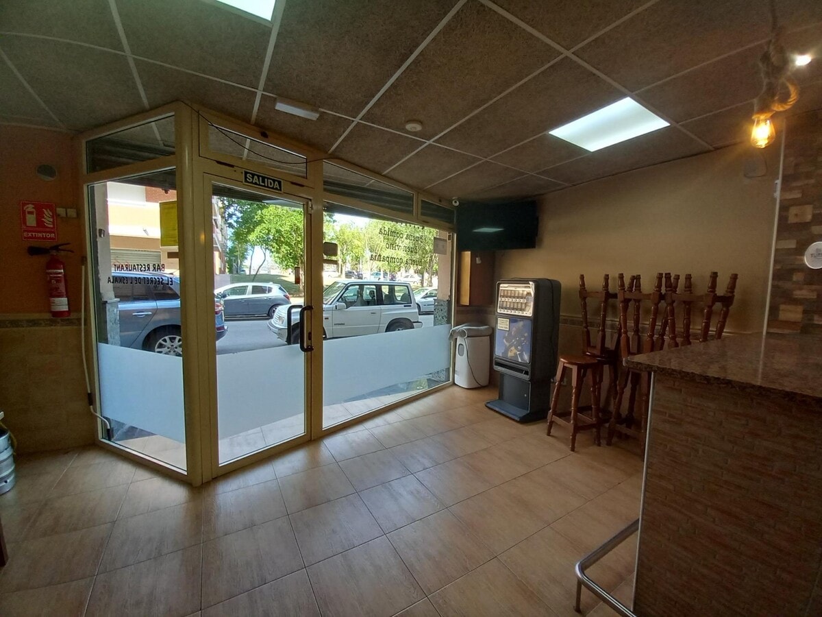 Vilanova i la Geltrú, BAR 08800 - Unit Pta. Izq. -  - Interior Photo - Image 1 of 26
