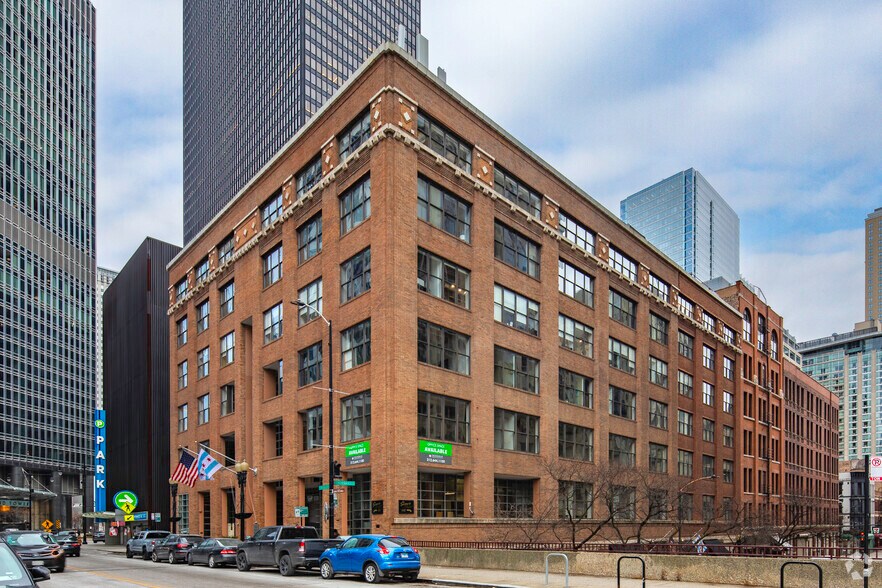 420 N Wabash Ave, Chicago, IL à louer - Photo du bâtiment - Image 2 de 5