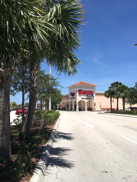 2840-3028 S US Highway 1, Fort Pierce, FL à louer - Photo du bâtiment - Image 2 de 5