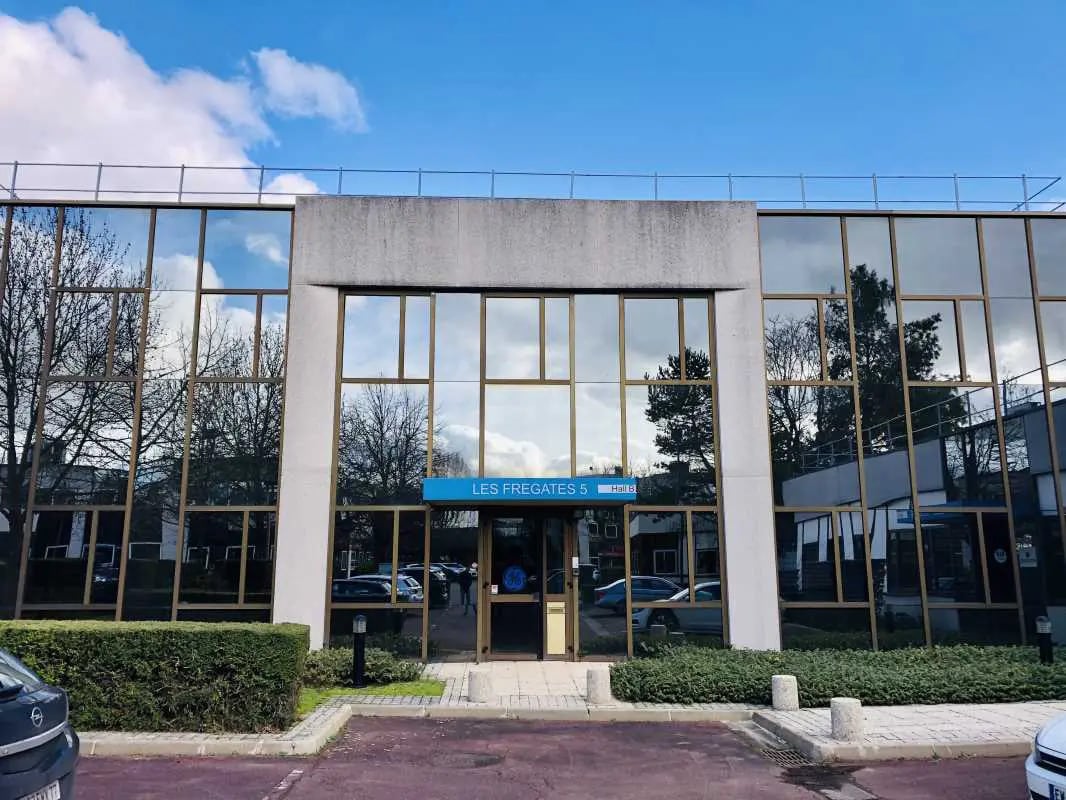 Bureau dans Tremblay-en-France à louer Photo principale- Image 1 de 25