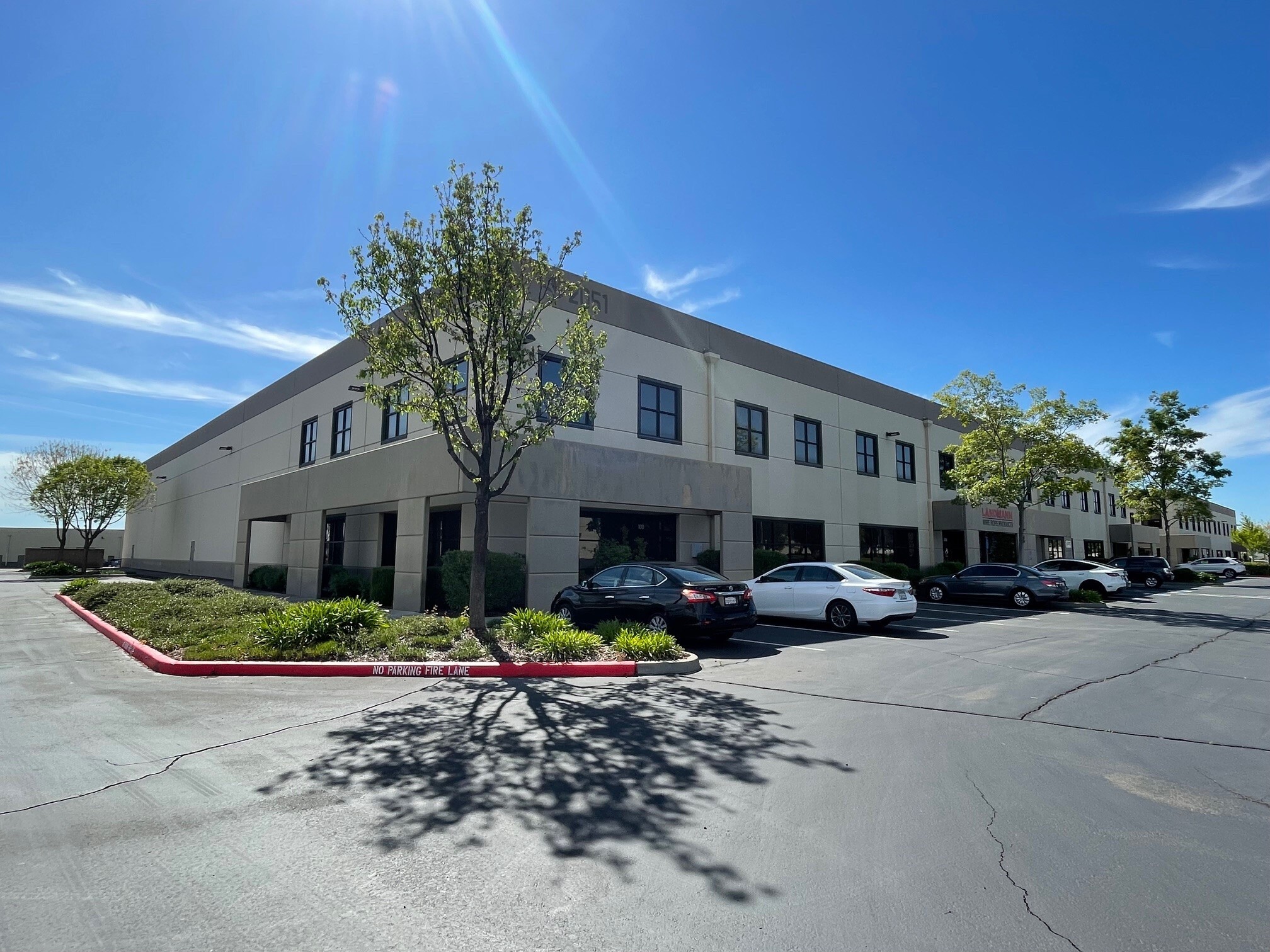 2051 Cessna Dr, Vacaville, CA for lease Building Photo- Image 1 of 8