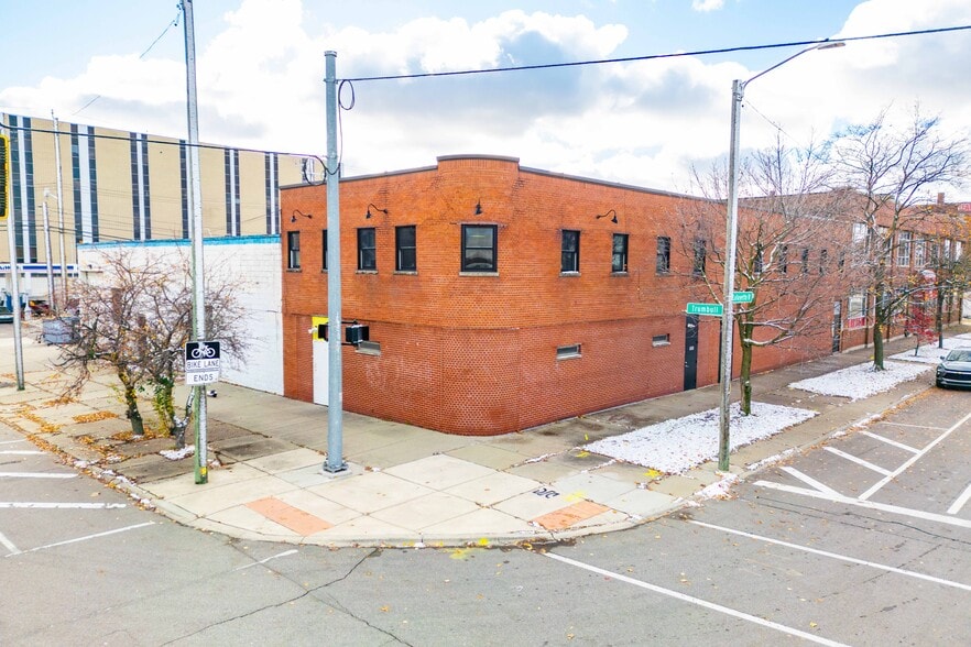 1501-1515 W Lafayette Blvd, Detroit, MI à vendre - Photo du bâtiment - Image 3 de 15